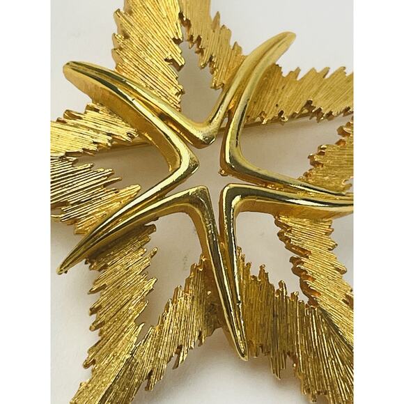 JJ Jonette Jewelry Star Starfish Chunky Brooch Vintage Gold Tone Celestial Ocean - Picture 6 of 14